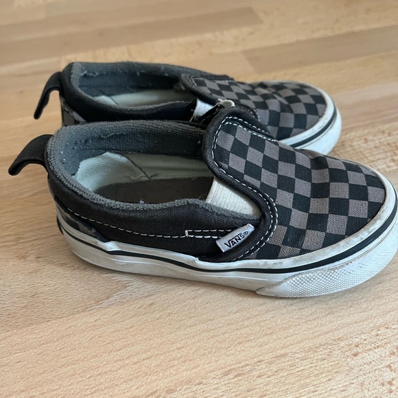 Vans gray checkered slide on shoes toddler size 6 - Picture 3 of 5